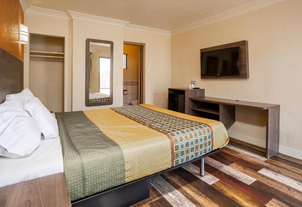 Economy Inn Hollywood